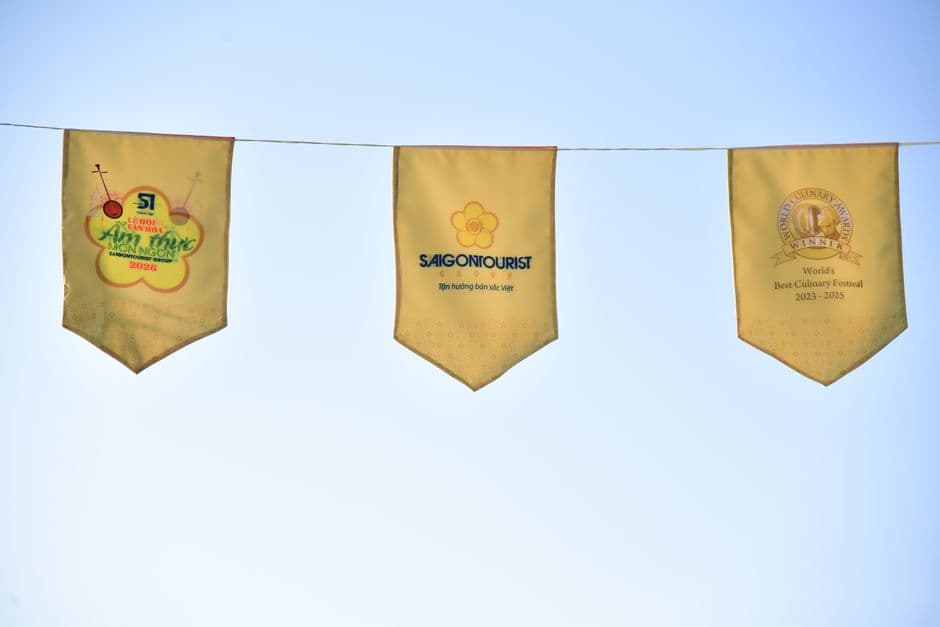 Printed event banners outdoors